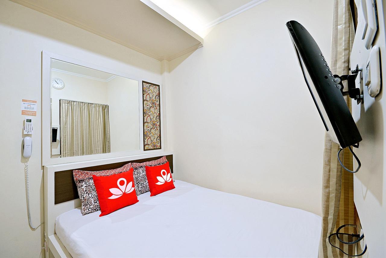 Zen Rooms Cideng Barat Yakarta Exterior foto